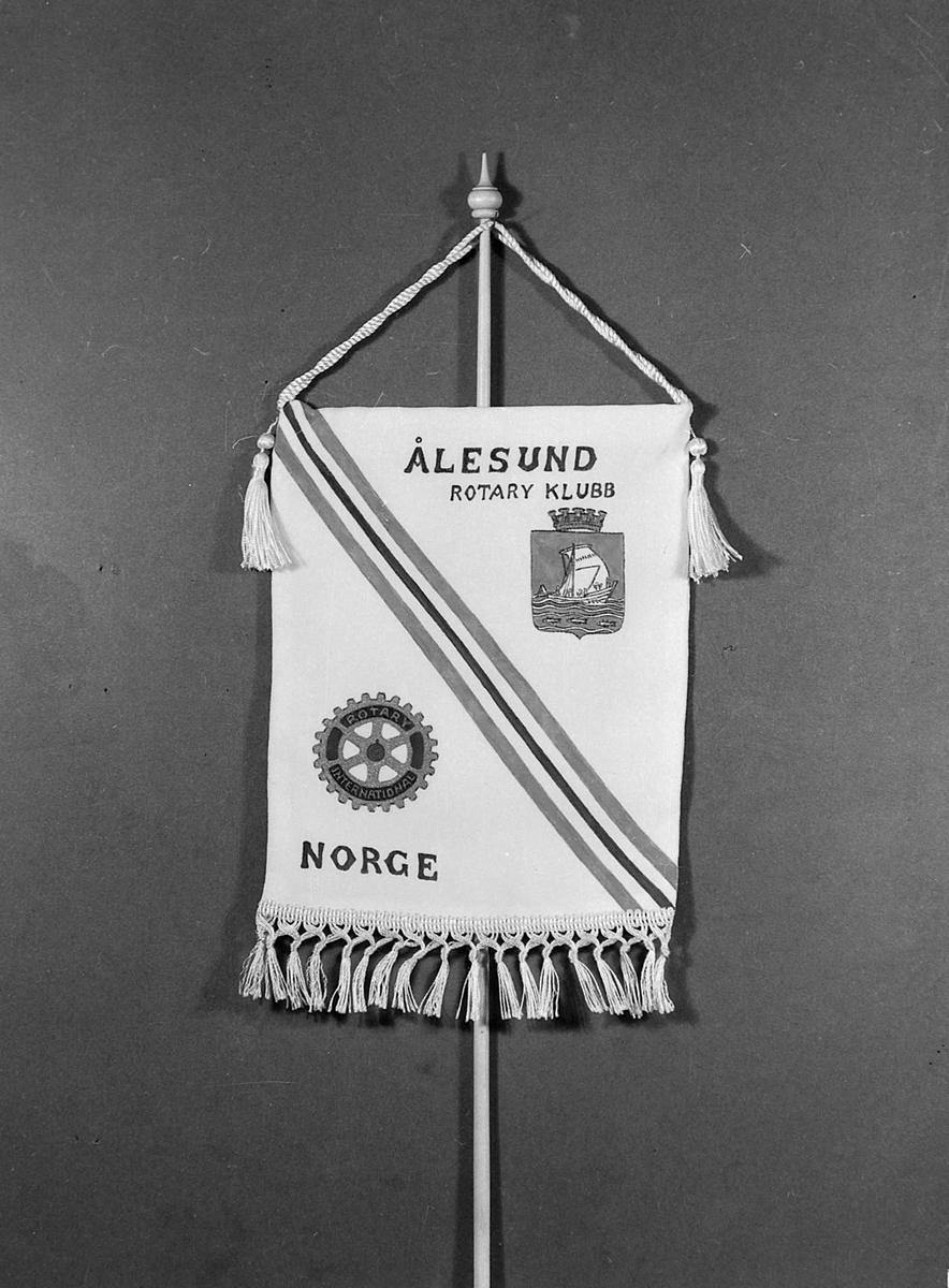 Bordflagg for Ålesund Rotary