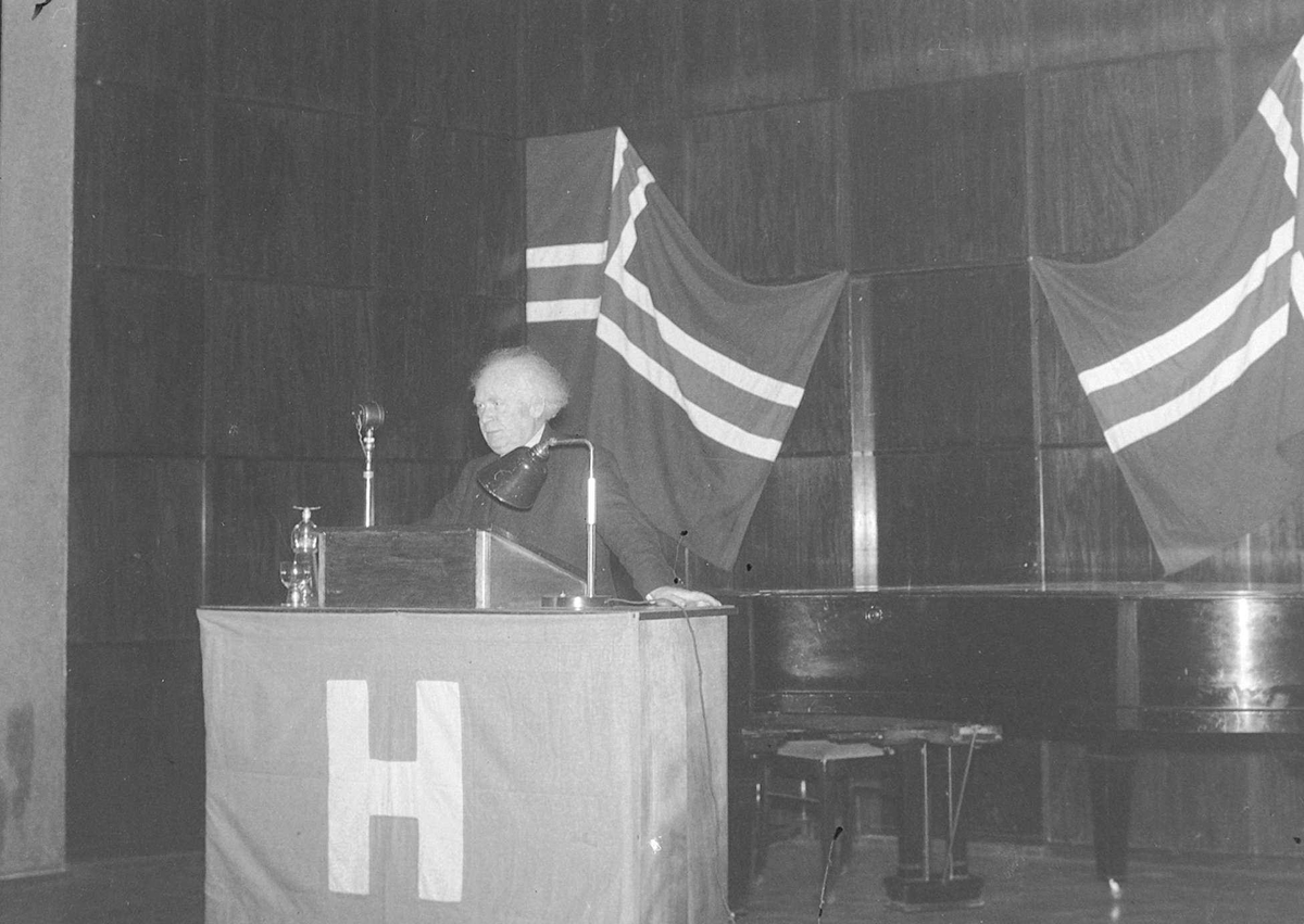 Herman Smitt Ingebretsen på talerstolen