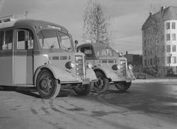Bedford buss og lastebil for Aksel Andreassens Bilruter fra 