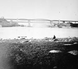 Bru over Glomma ved Sarpsfossen