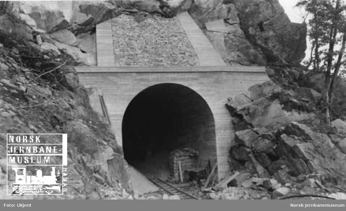 Østre portal til Skårskleiv tunnel