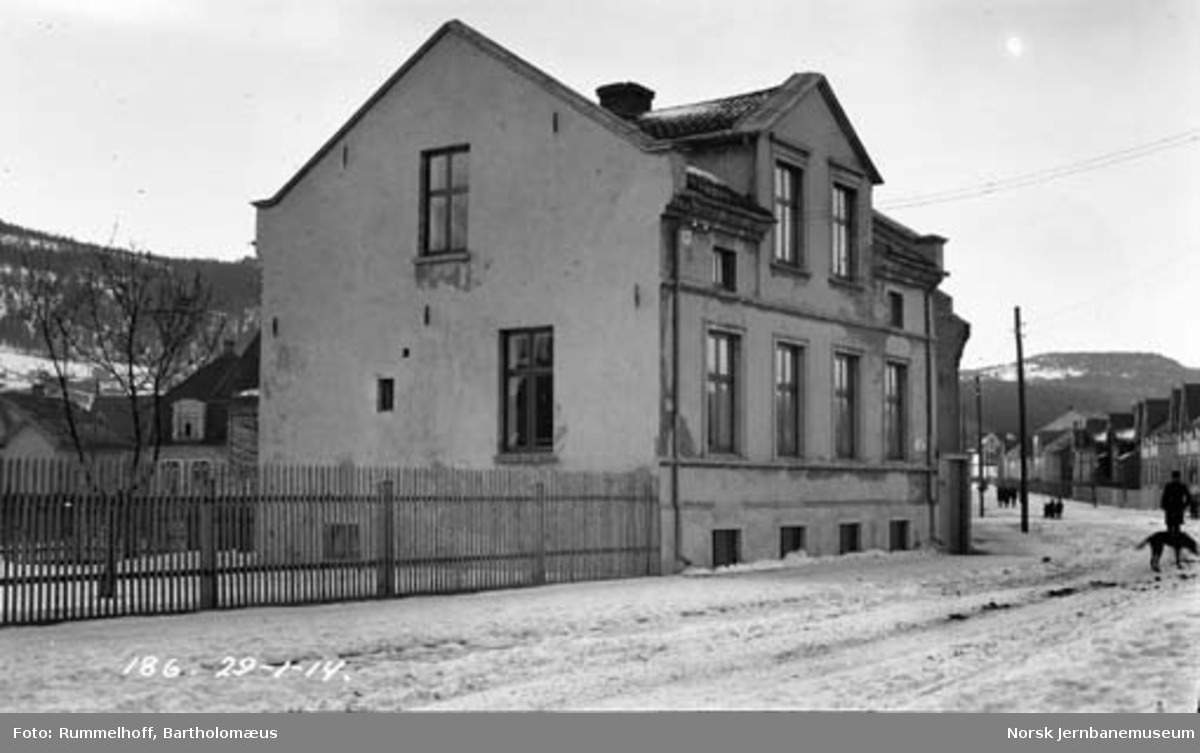 Boligen til sjefen på Sundland Verksted, Ola Brinck Kalland, i Griffenfeldts Gate i Drammen