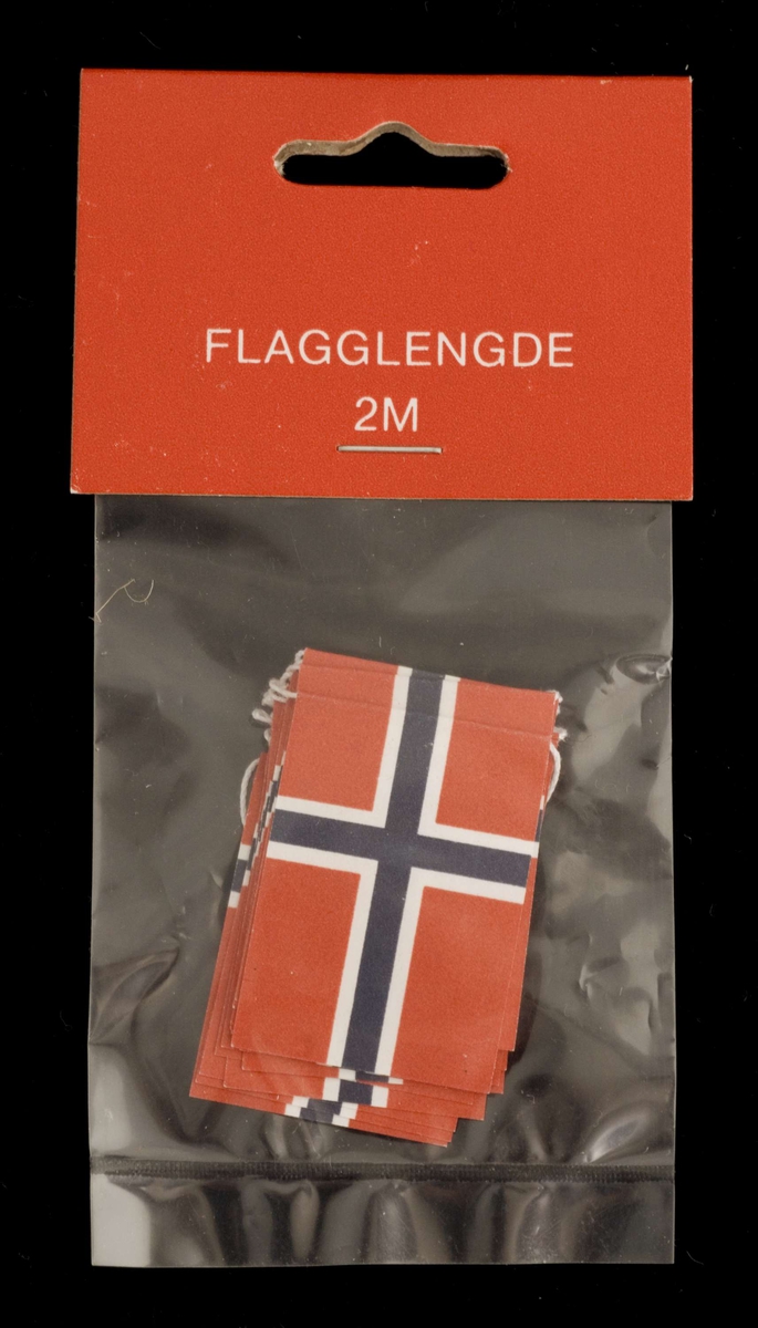 Flagglengde i uåpnet plastpose; det norske flagg