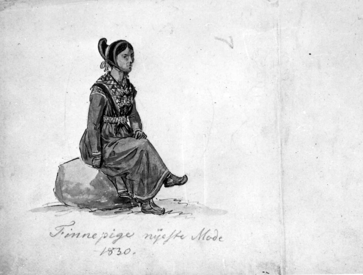 "Finnepige, nyeste Mode 1830".  En kvinne sitter på en stein. Akvarell av Johannes Flintoe. Eier original: Nasjonalmuseet.