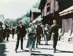 Dronning Elisabeths besøk på Norsk Folkemuseum 25. mai 1955.