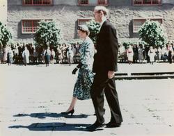 Dronning Elisabeths besøk på Norsk Folkemuseum 25. mai 1955.