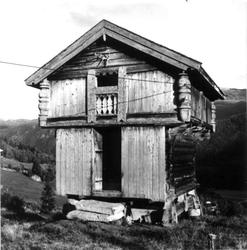 Bur med loft, Bekkhus eller Håtveit, Nordre, Hjartdal, Telem