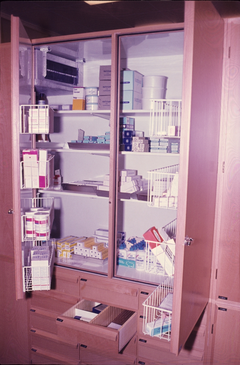 Oppbevaring av legemidler på Økern apotek i Oslo.
