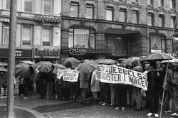 Oslo, september 1970, demonstrasjon utenfor det Sør-Vietname