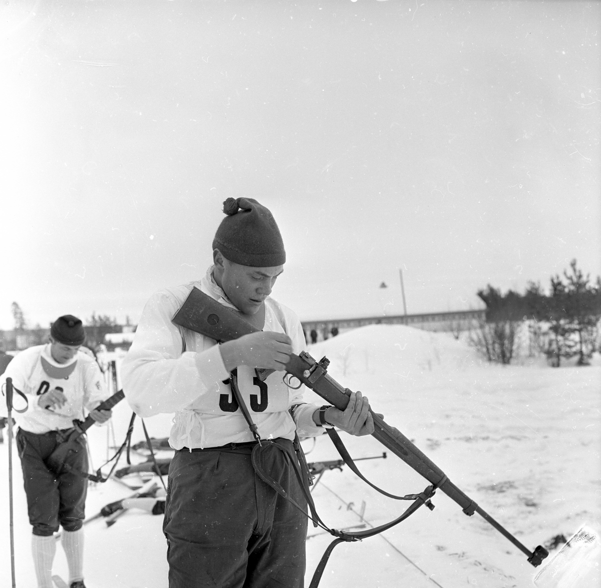 Elverum, 19.02.1962, NM i skiskyting, konkurransen er i gang.