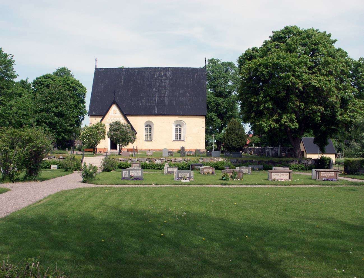 Bladåkers kyrka, Uppland 2005