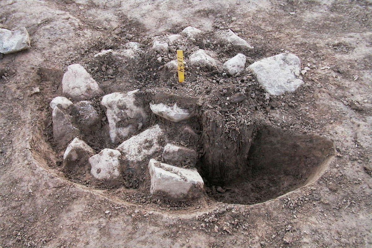 Arkeologisk undersökning, Danmarksby, Danmarks socken, Uppland 2000