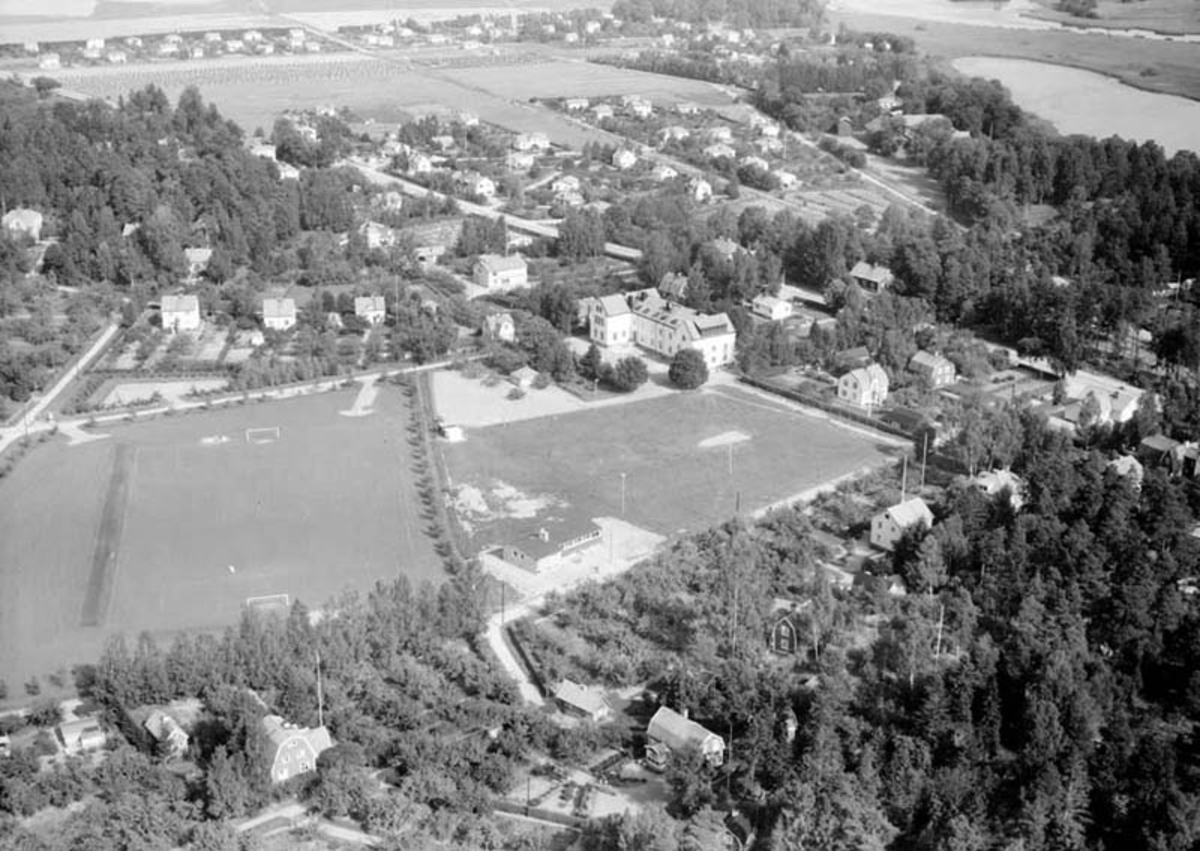 Flygfoto över stadsdelen Sunnersta, Uppsala 1958