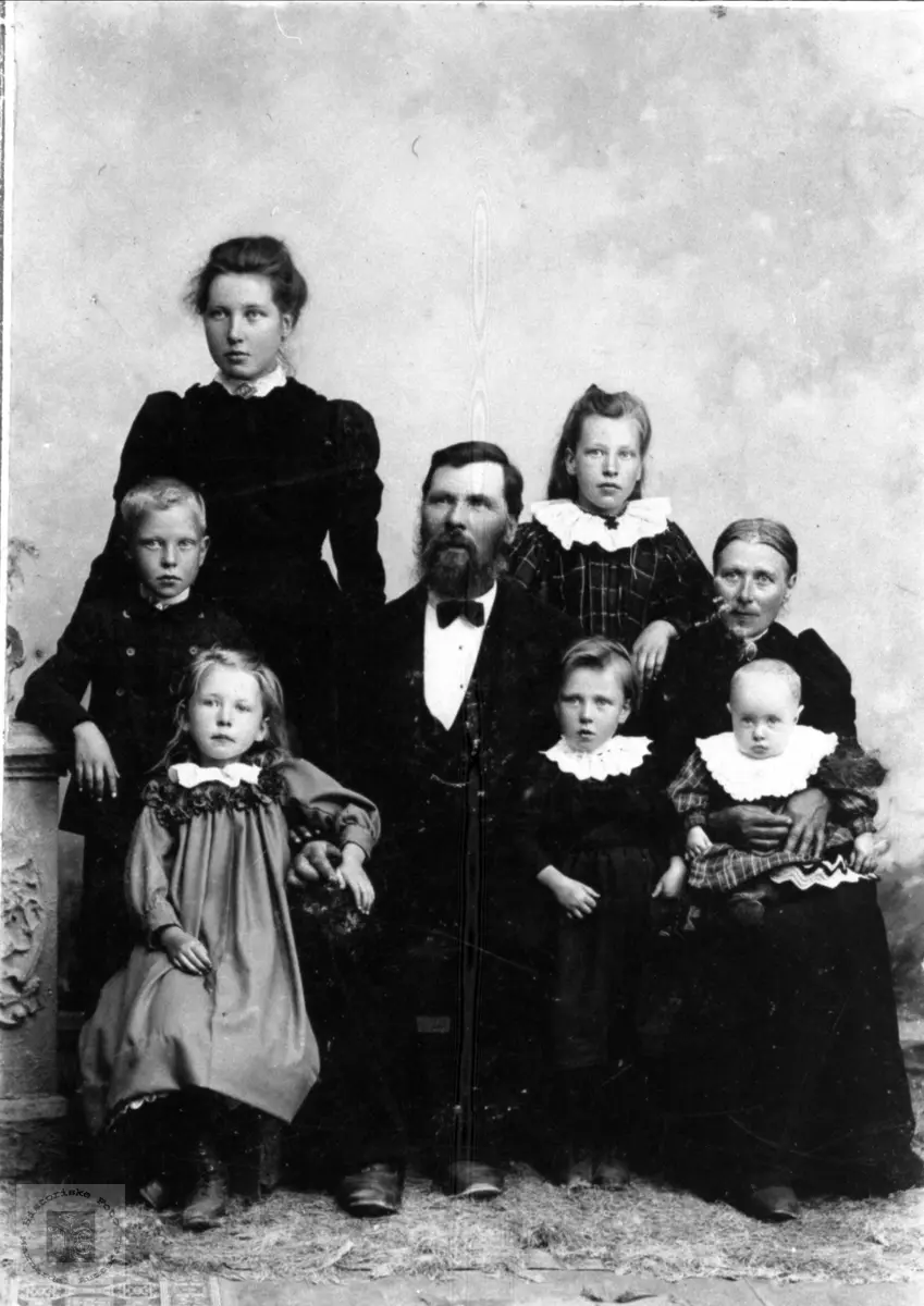 Familiegruppe Sløgedal, Øyslebø.
