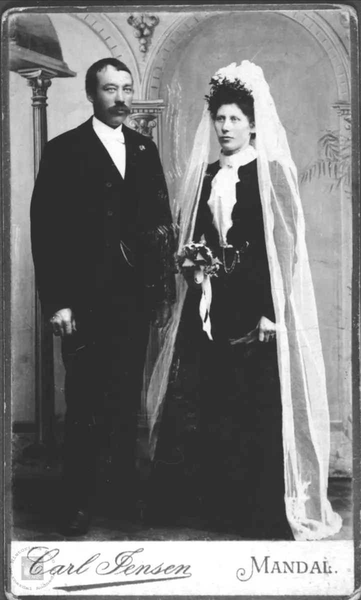 Brudebilde av Stian og Berta Manneråk, Øyslebø.
