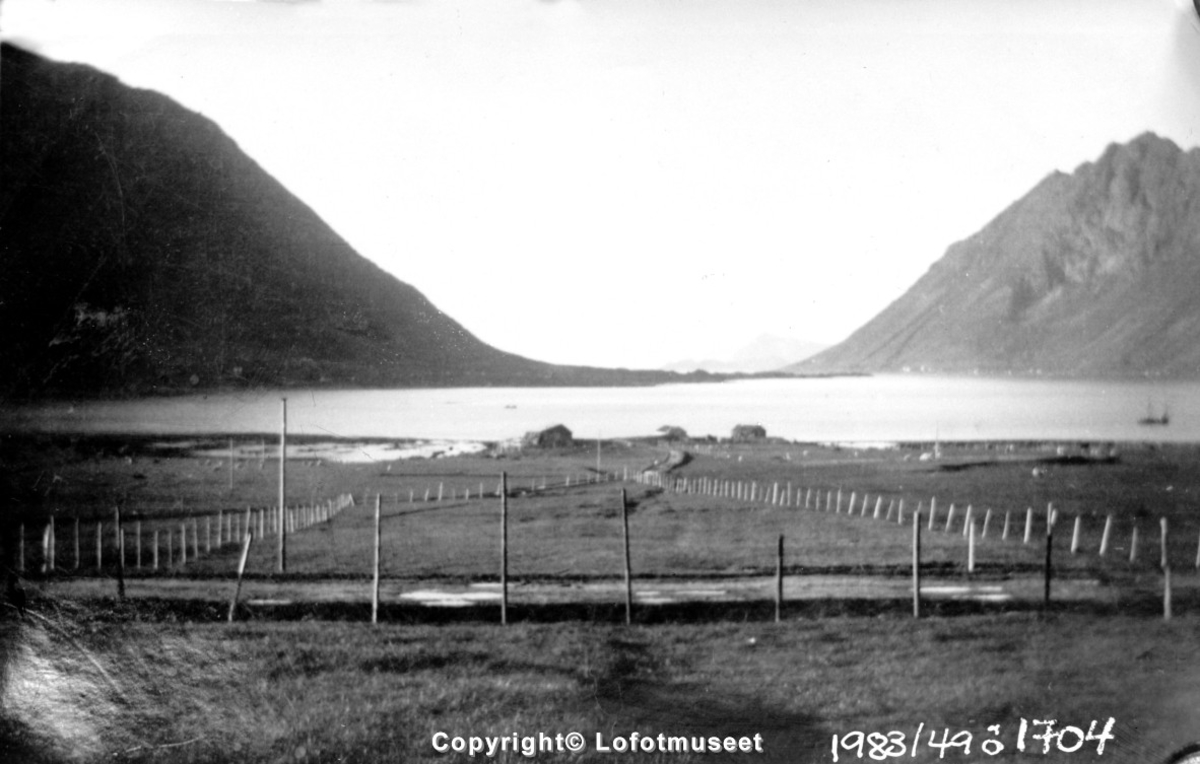 Fra en bygd i Lofoten - Museum Nord / DigitaltMuseum