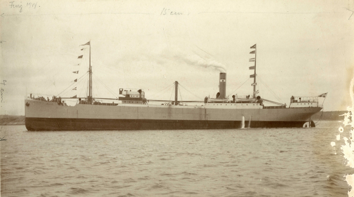 D/S America (b.1914, A/S Sørlandets Skibsbyggeri, Fevig) 