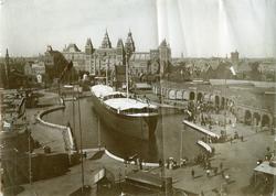 Utstillingsskipet D/S 'Prins Hendrik' - i Amsterdam.