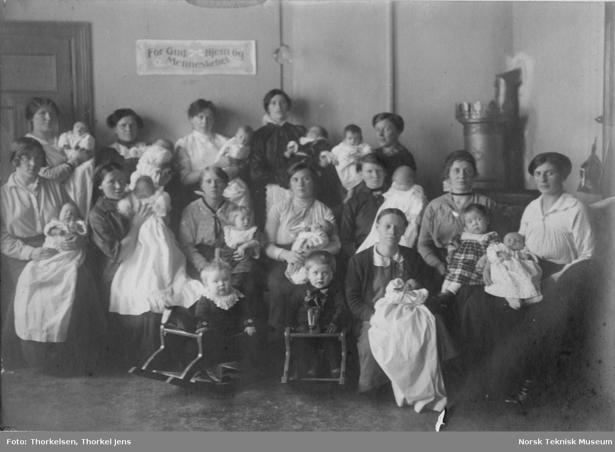 Tøyen barnepleiestasjon omkring 1914