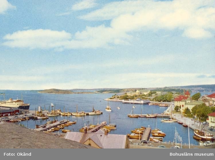 Tryckt text på kortet: "Strömstad. Södra Hamnen."
"Ultraförlaget A.B. Solna."