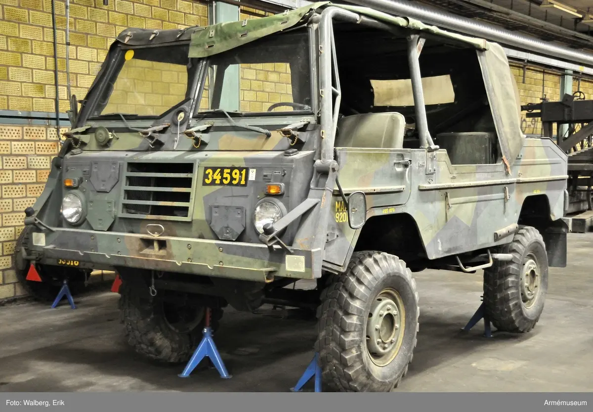 Pansarvärnspjästerrängbil 1111 - Armémuseum / DigitaltMuseum