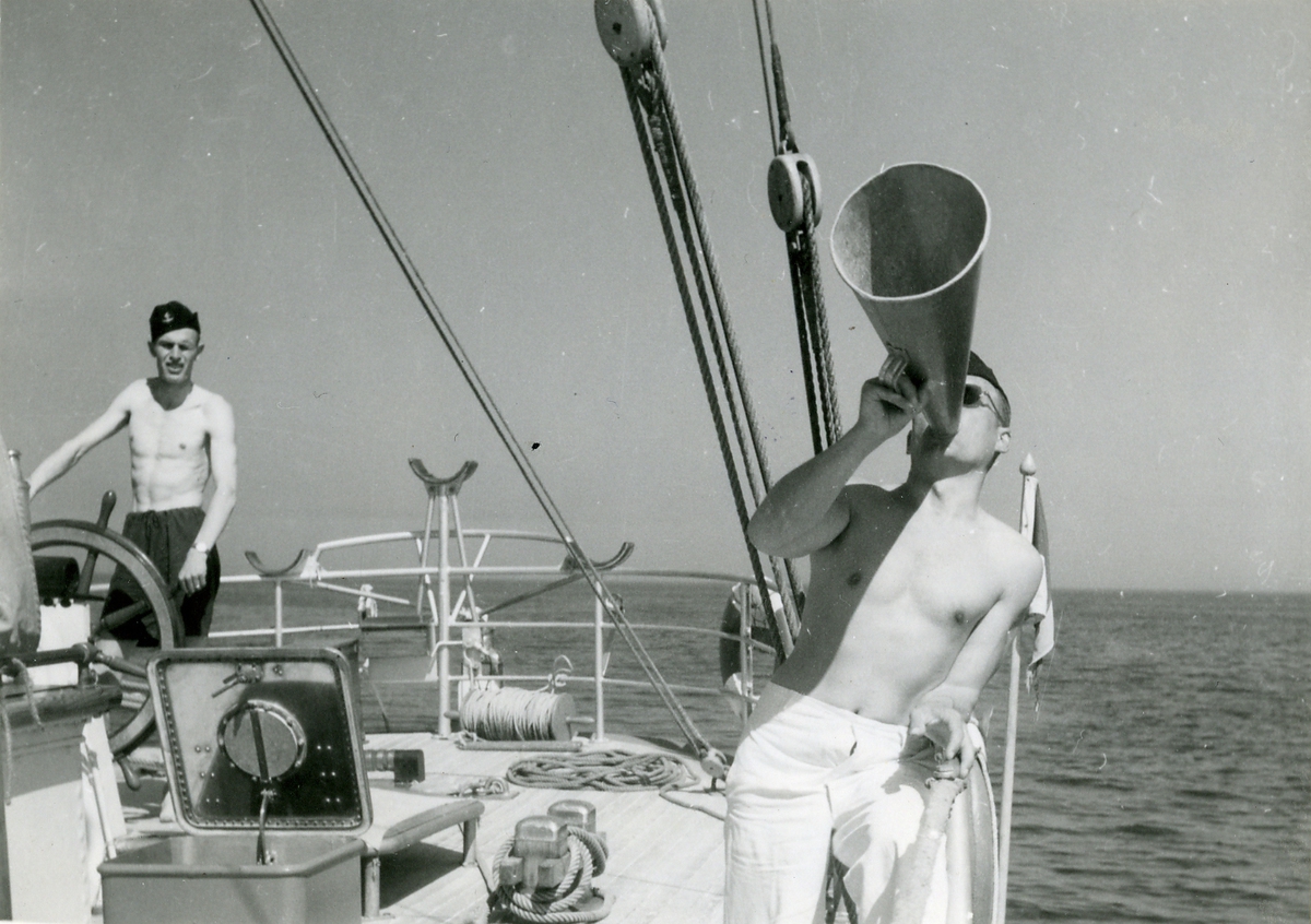 Skeppsgossefartyget Gladan i England 1948.