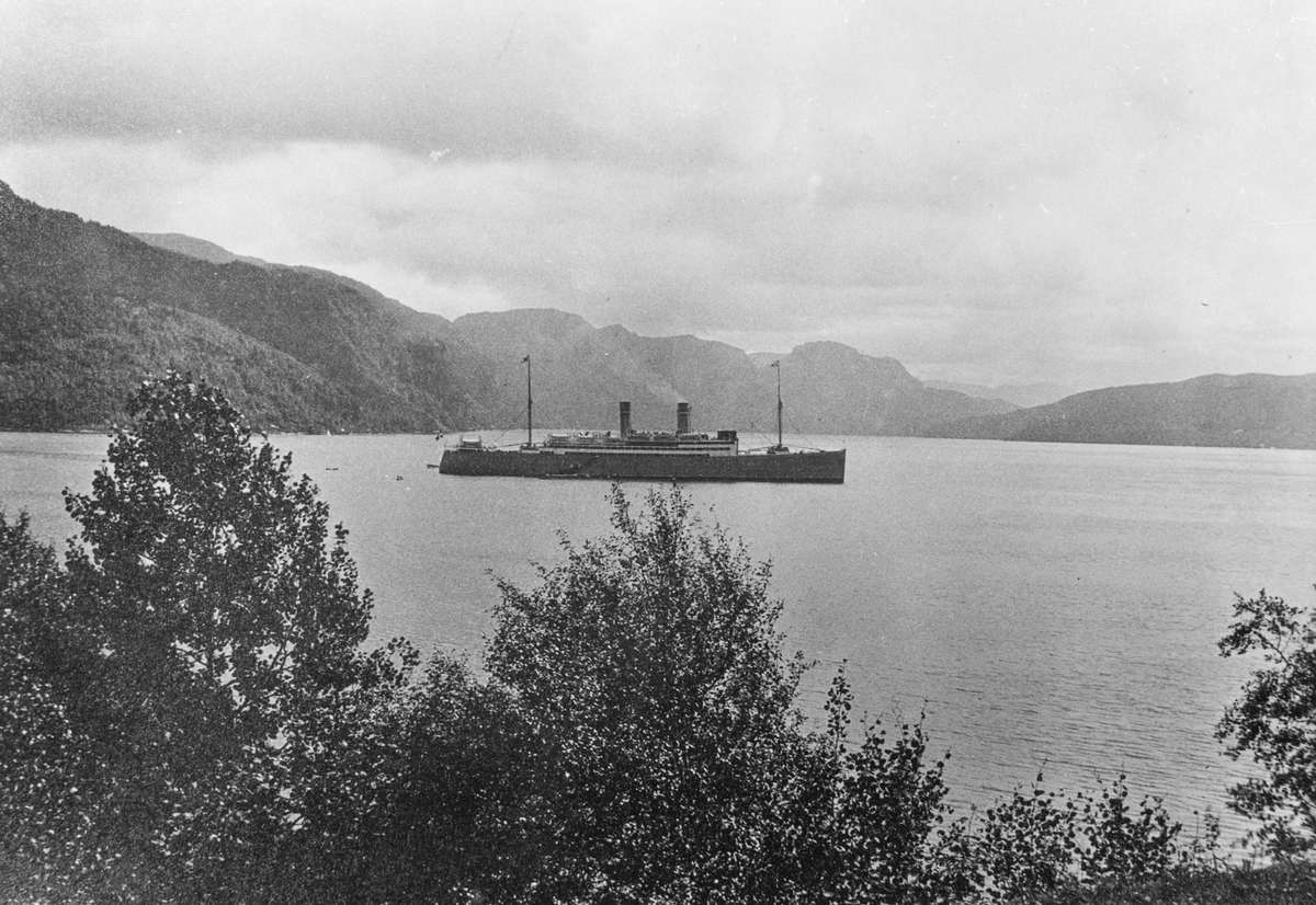 Fjord, passasjerskip