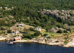 "Batteriet" i Slevikkilen i Onsøy. Flyfoto over fritidsbolig