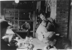 Mai-juni 1945. Fra krigfangeleiren i Namsos.