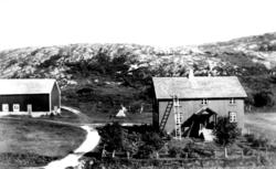 Åkevika, Anzjøn- gården