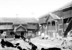 Kort: Sel (Heidal). Bjølstad, gårdstunet 3/7 - 1897. Driftsb