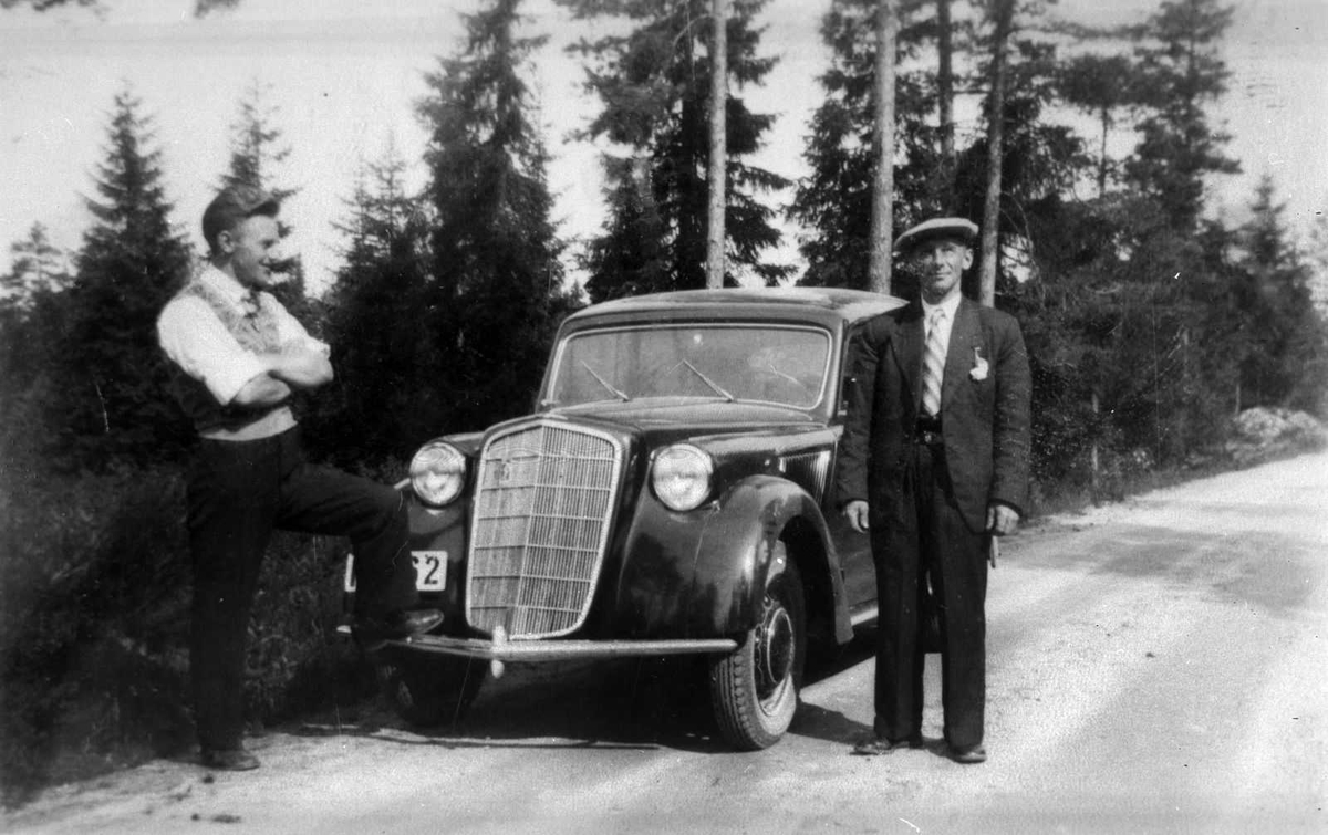Åmlibilder samlet av Åmli historielag
Opel Olympia