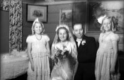 Bryllupet den 11.10.1947. Inne på Bergan..Fra bryllupet til 