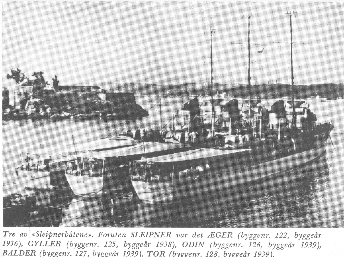 "Sleipner", "Æger" og "Gyller" i havn.
