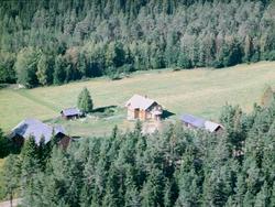 FLYFOTO UKJENT GARD I LØTEN