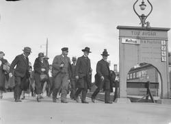 Den svenske erkebiskop Erling Eidem og hans kone Elisabeth a