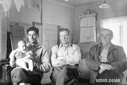 Familiebilde - 4 generasjoner