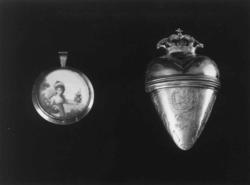 Medaljong, portrettmedaljongFra dr. Eivind S. Engelstads st